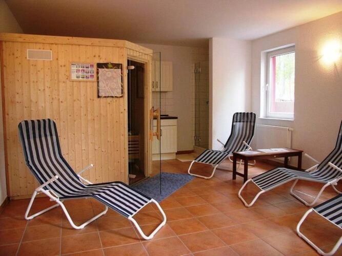 Appartementhaus In Trassenheide, Ferienwohnung Im Erdgeschoss Links Exterior foto